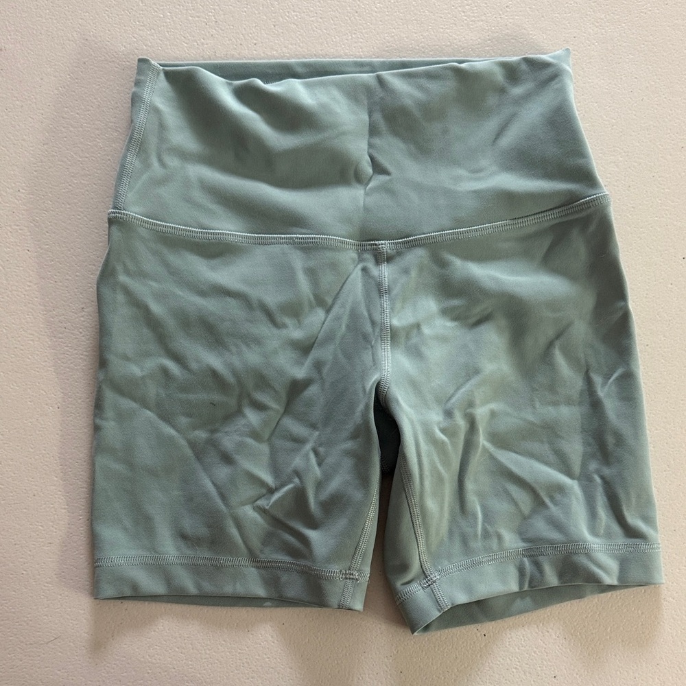 LULULEMON wunder under high rise 6” shorts teal